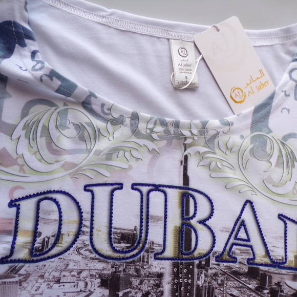 Authentic T-Shirt from Dubai - Picture 2 of 5